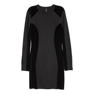 H&M short, fitted dress in stretch jersey, viscose blend, long sleeve, US 6